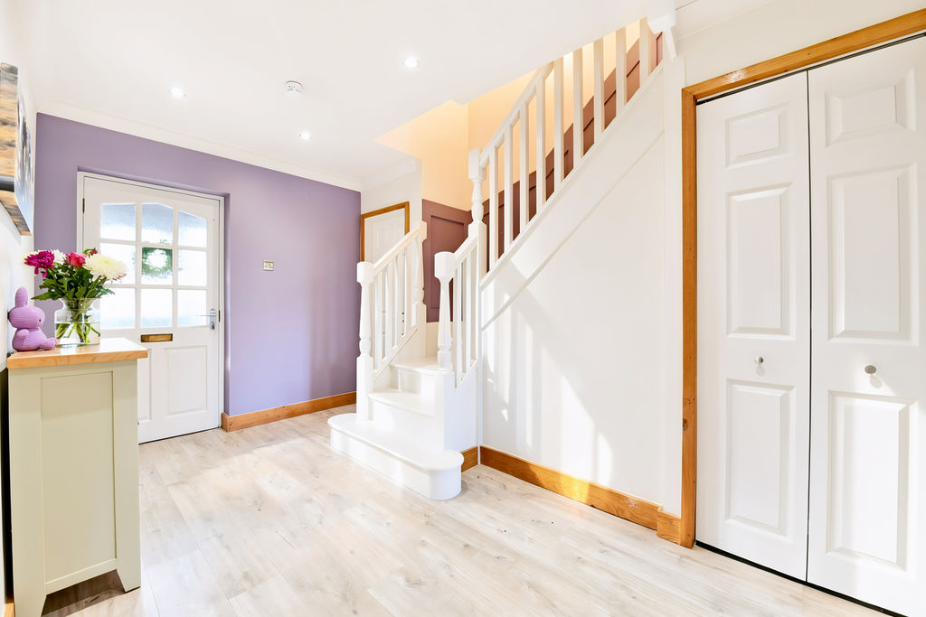 Entrance Hallway- click for photo gallery